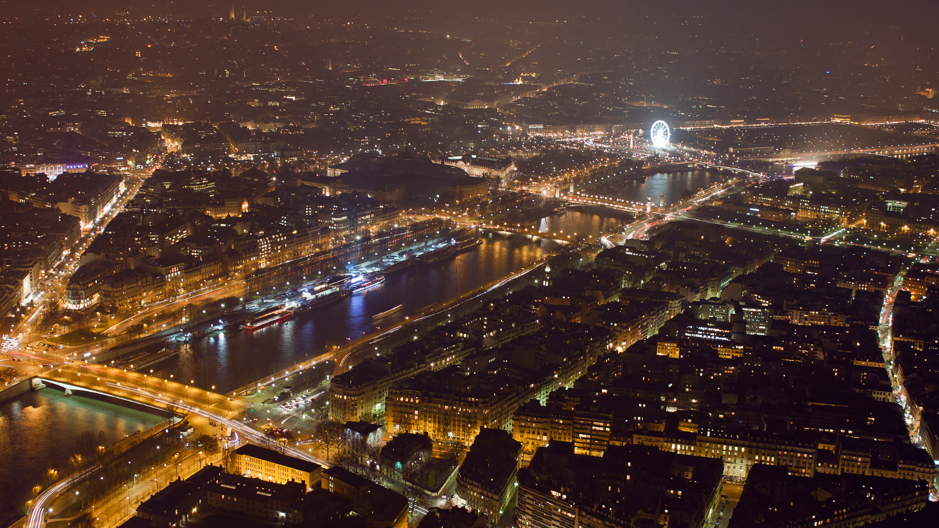 Paris éclairée de nuit